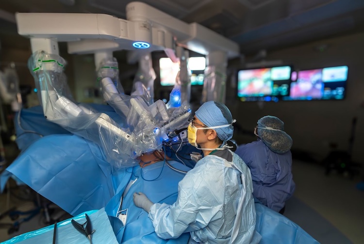 Inside VCU Health's latest innovations in robotic assisted surgery | VCU  Health