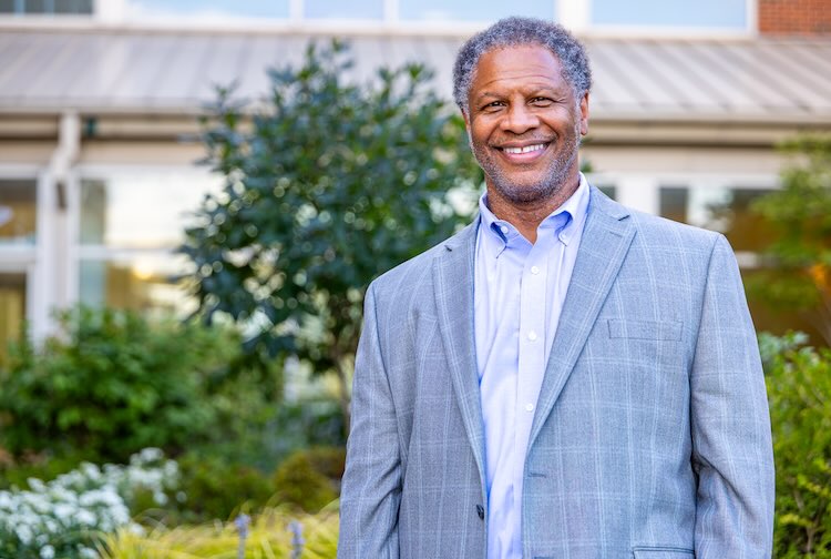 Robert Winn, MD, director and Lipman Chair in Oncology at Massey Comprehensive Cancer Center, to depart VCU in June