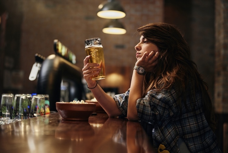 Comment repenser votre relation avec l’alcool après Dry January